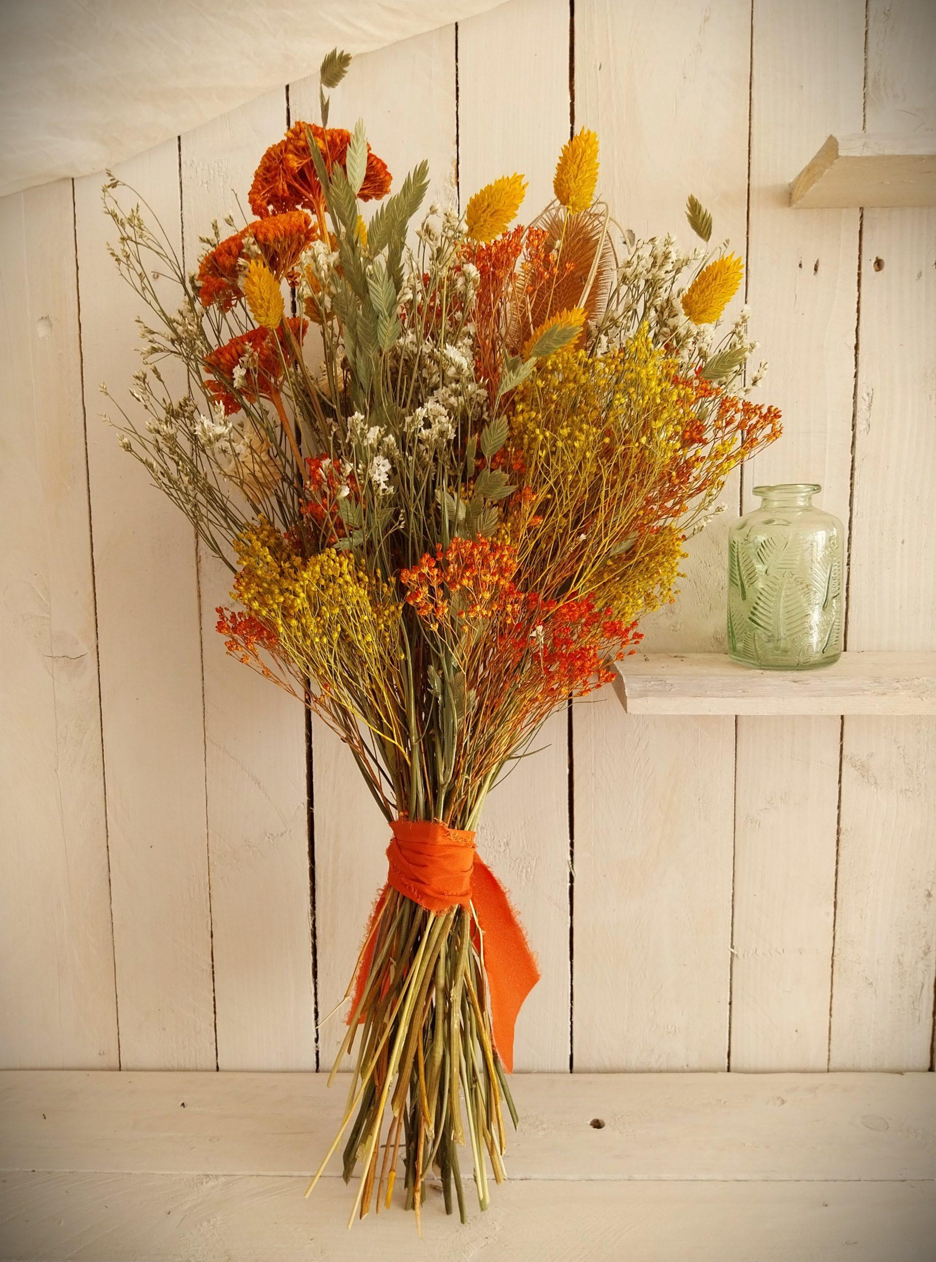 Grand bouquet de fleurs séchées Achillée décoration bohème de la maison